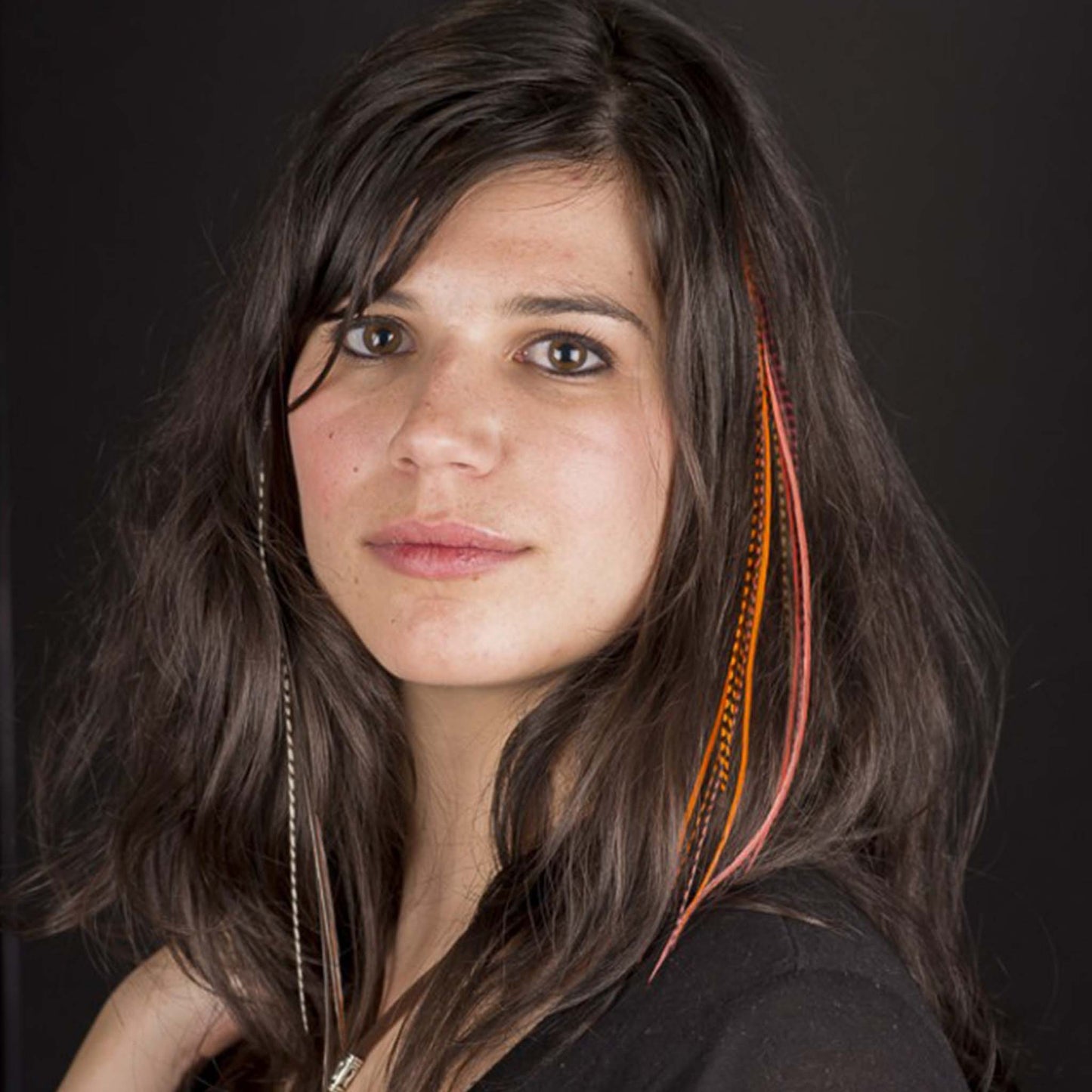 Feather extensions - Model - pat Plume Bijoux